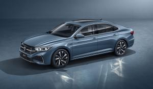 Volkswagen Passat 330 TSI with Star Grill 2021 года  (CN)